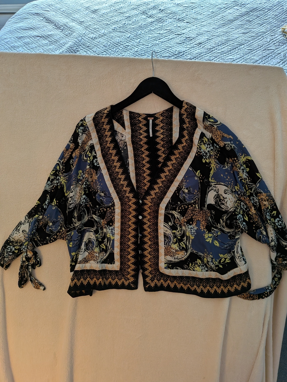 Free People Catch Me If You Can Tie Sleeve Button Front Cropped Boho Top Sz.S - Picture 6 of 8